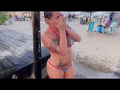 Play MP4 - Conheci um f&atilde; delicioso na praia e fomos para o hotel nos divertir