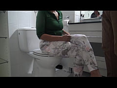 Play MP4 - TABOO FAMILY&colon; voyeur stepmother loves to watch her stepson piss in front of her