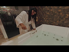 Play MP4 - Academia&comma; Suada e Sem Calcinha&colon; A Foda no Uber com o Tes&atilde;o Que Subiu