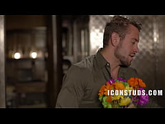 Play MP4 - Pleasing Eachother Anywhere And Everywhere &vert; IconStuds