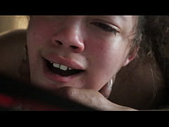 Play MP4 - MAE & MULLA CLOSE UP