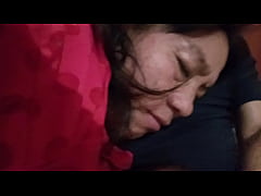 Play MP4 - Mi madura cristiana me pide encontrarnos para tener sexo todo el dia&comma; se escapa de la iglesia y se viene conmigo por su dosis de leche