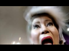 Play MP4 - An adult Girl and a Dick &period;&excl;&period; Funny conversations of a mature lady with a dick in her mouth&period;&period;&period;