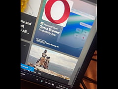 Play MP4 - Look at the way this pops out of the screen