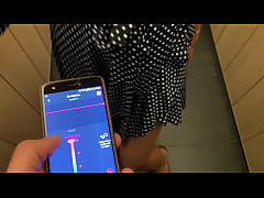 Play MP4 - Risky LOVENSE ORGASM CONTROL at the bar