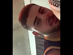 Play MP4 - NOVINHOS SAFADOS FUDENDO ESCONDIDO