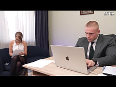 Play MP4 - This secretary is too bad but worthy of anal sex