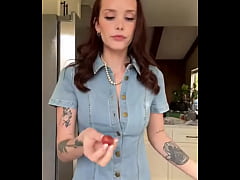 Play MP4 - Enjoy watching me fail over and over again trying to catch a grape in my mouth