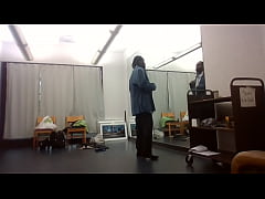 Play MP4 - Behind the scenes Art show dress change