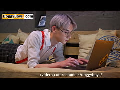 Play MP4 - Sweet Teen Boy Karol Gadja Expose His Tight Boy-hole