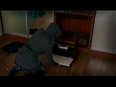 Play MP4 - Thief&period; Deep penetration