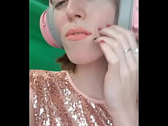 Play MP4 - On se rapproche des 100 followers hehe Vous &ecirc;tes si gentils et g&eacute;n&eacute;reux