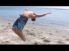 Play MP4 - &lpar;Dustin&rpar; Rhodes Bends Over To Give You A Nice View Of His Muscular Ass Before Cumming On His Abs - Sean Cody