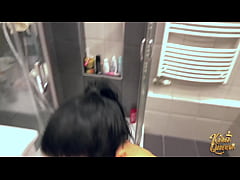 Play MP4 - Sneak Recording Of Kira Queen While Masturbates In Shower&excl;
