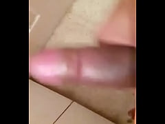 Play MP4 - La mascota de la puta