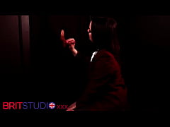 Play MP4 - Student Sucks Cock At The Gloryhole