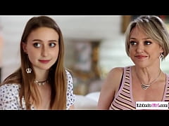 Play MP4 - Stepmom licking stepdaughter and her bff