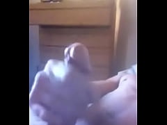 Play MP4 - trim&period;E5FB154B-283F-4332-B2A1-28260E5D5349&period;MOV