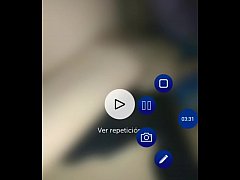 Play MP4 - Enormes senos de una chica y un baile sexy