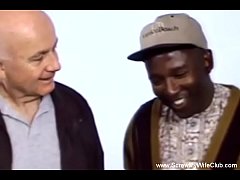 Play MP4 - Feeling The Need To Fuck A Stranger