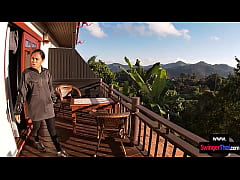 Play MP4 - Amateur Asian teen GF sucks her boyfriends big dick back in the hotel