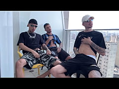 Play MP4 - O QUE TR&Ecirc;S MACHOS SOZINHOS FAZ DE MELHOR&comma; DESVAZIAM OS SACOS