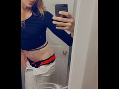 Play MP4 - Slides Her panties