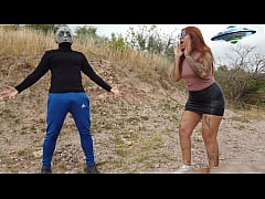 Play MP4 - Amor Alien