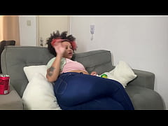 Play MP4 - Farting and Burping While I watch TV