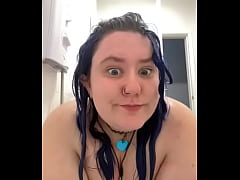 Play MP4 - Watch me rinse my hair