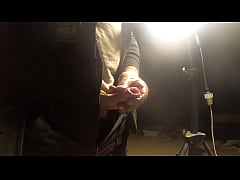 Play MP4 - Me ejaculating