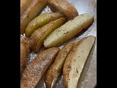 Play MP4 - Dinner &quest;&quest;&quest; Gemista &quest;