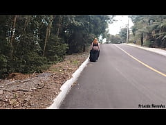 Play MP4 - Minha madrasta novinha nas ruas&comma; com roupa transparente sem calcinha se exibindo - no panties&period;