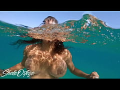 Play MP4 - SEX ON THE BEACH&comma; INSIDE WATER WITH A FAN - SHEILA ORTEGA