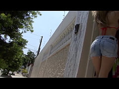 Play MP4 - Brazilian Slut Picked up From the Beach