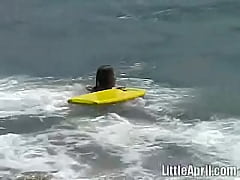 Play MP4 - Sweet Little April Fingers Herself After A Day At The Sea