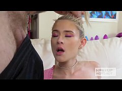 Play MP4 - Skinny blonde Jessie Saint gets fucked into a mess on the floor