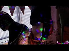 Play MP4 - Horny Couple Hard Fuck at Party - Public Blowjob