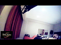 Play MP4 - &iexcl;Alguien nos est&aacute; mirando y escuchando&excl; Grabamos esto en nuestro hotel PARTE 3