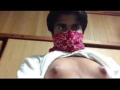 Play MP4 - Indian Gay Guy Showing His Hot Stomach