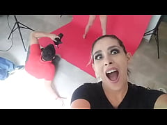 Play MP4 - Aqu&iacute; trabajando andamos con sofia joseph DEBUT EN mundoXoficialPhotos Gustavomorreyra