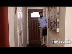 Play MP4 - The Three-Way On Step Mother&rsquo;s Day