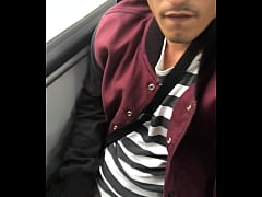 Play MP4 - Batendo punheta no &ocirc;nibus