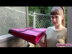 Play MP4 - Roleplay With Me Special Delivery0&period;mp4