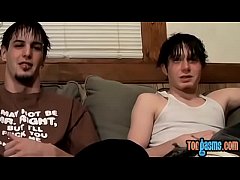 Play MP4 - Straight dudes play with cocks and feet until a blasting end