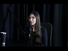 Play MP4 - Ama a profiss&atilde;o de atendente&comma; tinha contas secretas na pandemia&comma; tem h&aacute;bito de bater siririca antes de dormir e nunca teve problema com os clientes - Melina Khalifa &lpar;WATCH ON&colon; SHEER&sol;RED&rpar;