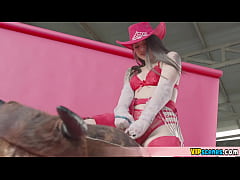 Play MP4 - Extra petite and small brunette in nice leather outfit