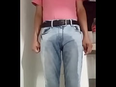 Play MP4 - Pantalones orinados y m&uacute;ltiples organismos despu&eacute;s de transmisi&oacute;n en vivo en Facebook