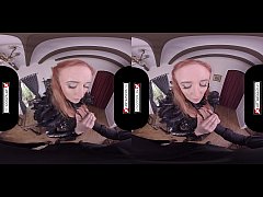 Play MP4 - POV Wild Anal Sex With Eva Berger As Sansa On VRCosplayX&period;com