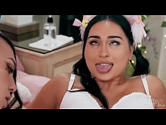 Play MP4 - Lesbian Kawaii Streamers Go Wild &sol; TransAngels